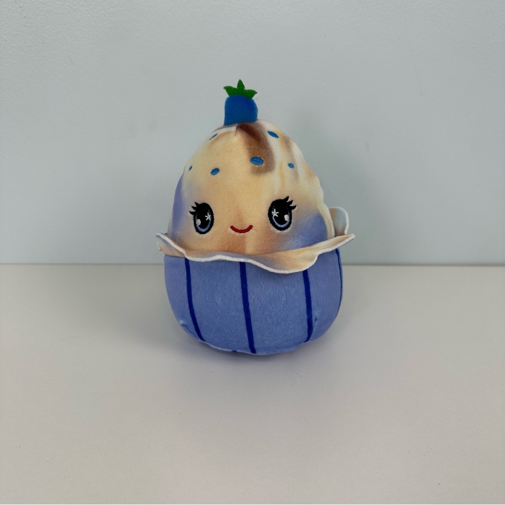 Squishmallow Blueberry Muffin 6" Scented Plush Toy